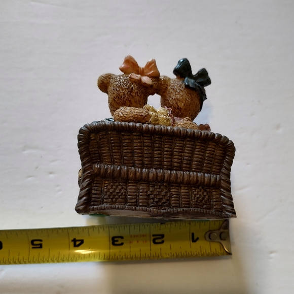 Berry Hill Bears Sharing the Word Young's Inc Girl Bears Reading the Bible - Picture 5 of 6